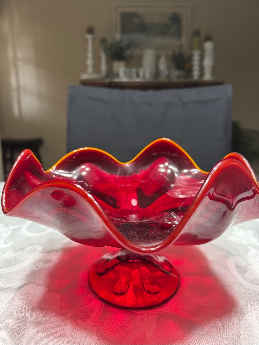 Vtg. Mid century Viking glass 6 petal persimmon amberina compote.